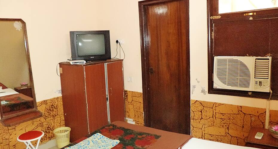 Ashok Palace Inn, Agra 5